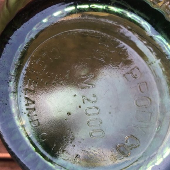 EO BRODY COMPANY GREEN GLASS BOWL SCALLOPED EDGE RIBBED PEDESTAL M2000 - Picture 8 of 9